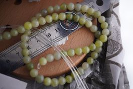 Xinjiang Jade Strang 6mm   –Edelsteinstube Rausverkauf