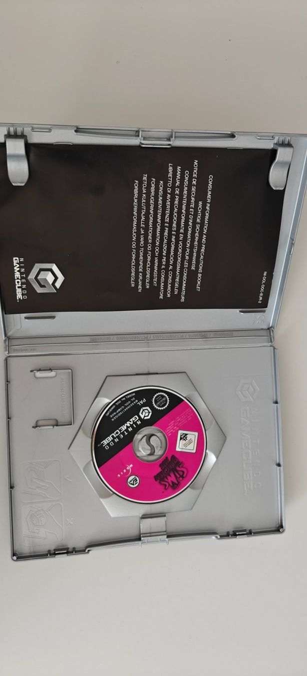 Nintendo Giochi: Die Sims Brechen aus Nintendo GameCube Spiel – Usato da Kleinandelfingen venduto da RetroDomi 1