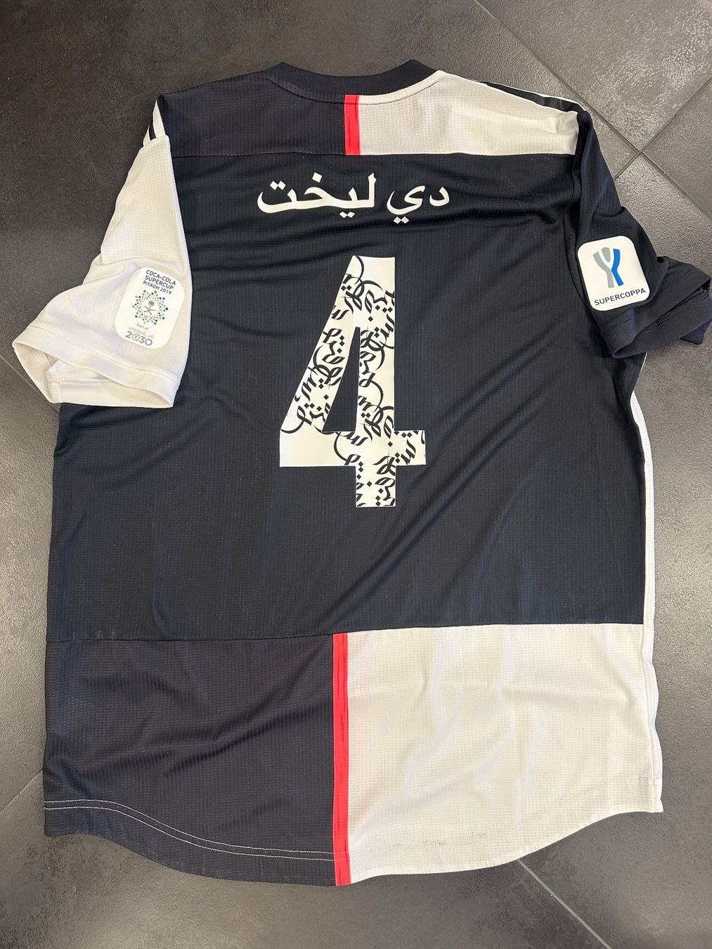 Adidas Leibchen & Hosen: Matthijs de Ligt - Juventus - Supercup Riyadh 2019 – Neu (gemäss Beschreibung) aus Thalwil von Ninuzzo