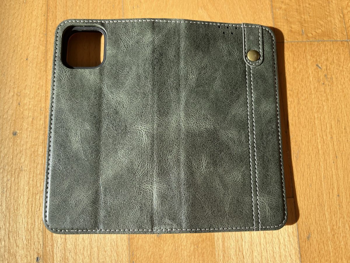 Apple Cover & Protezioni schermo: Echtlederhülle iPhone 8 Neu – Nuovo e nell'imballaggio originale da Luzern venduto da Mobahn_Schwarzenberg 1