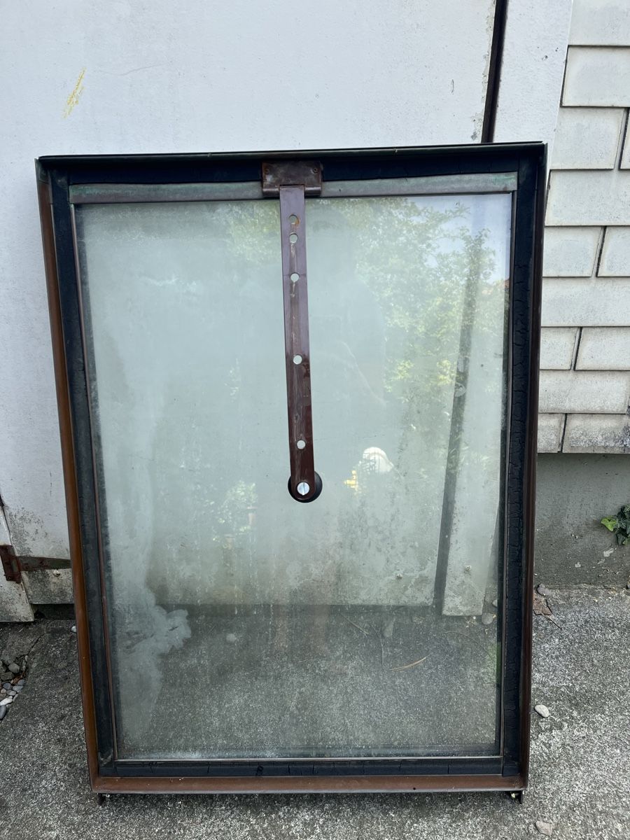Finestre: Dachfenster 48x66cm – Usato da Bern venduto da farfalla22 2
