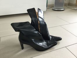 Neuwertige Schwarze Lederstiefel Gr. 36 mit Stiletto Absatz