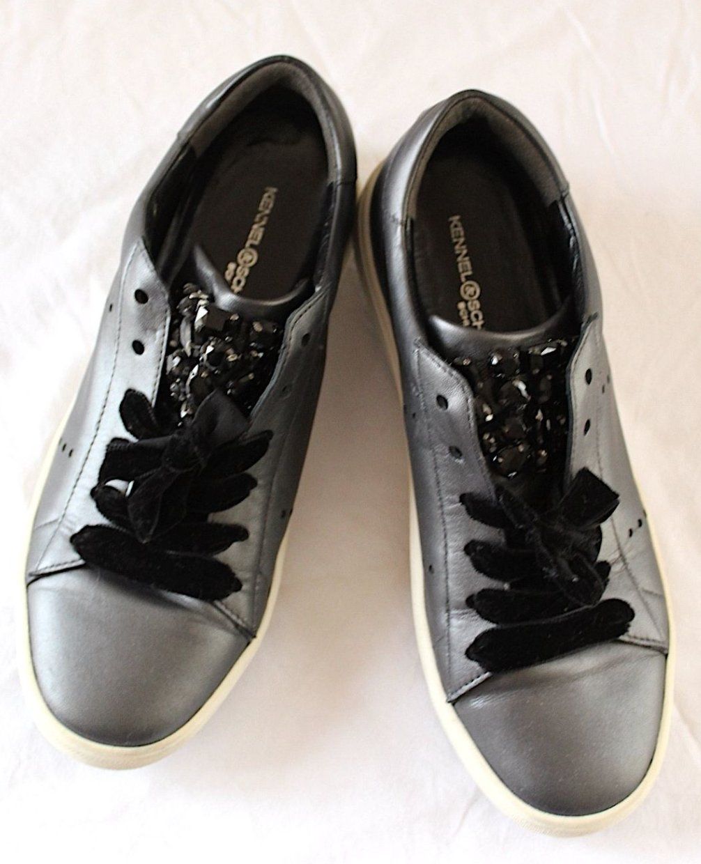 Scarpe da donna: Kennel + Schmenger Damen Sneaker, Gr.37 – Usato da Locarno venduto da madame-tus-sauds