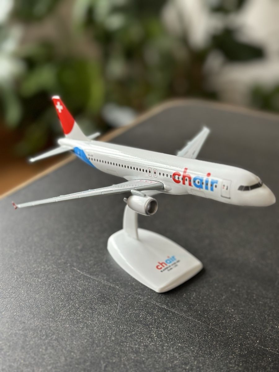 Kit di modellismo & Modellini statici: Airbus A320 Modell 1:200 Chair – Nuovo e nell'imballaggio originale da Solothurn venduto da Gnaraloo