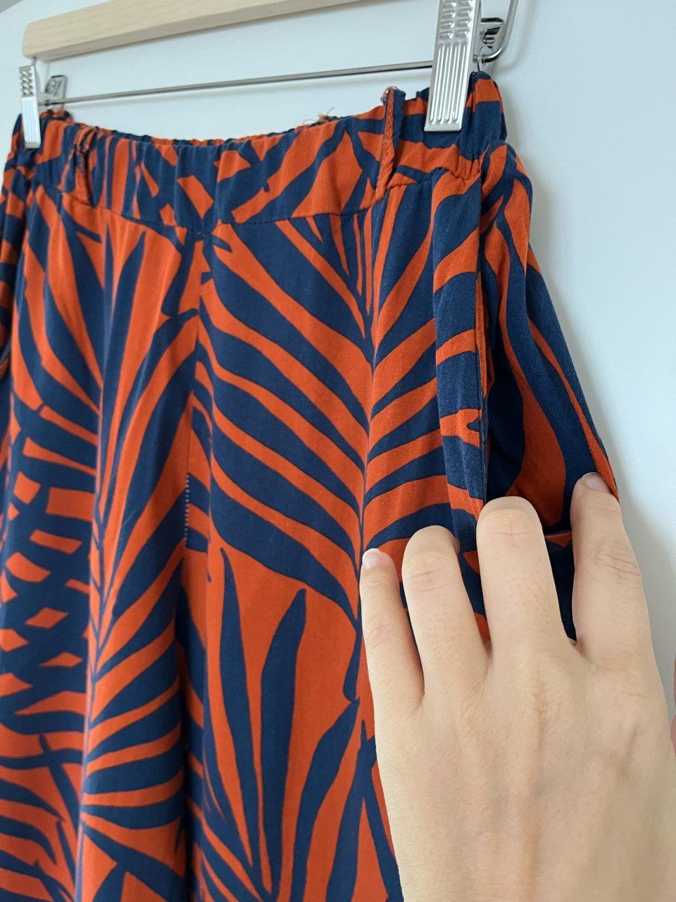 Pantaloni: Freizeithose Gr. XS/S, Farbe orange/blau – Usato da Triesen venduto da dardaleni 2