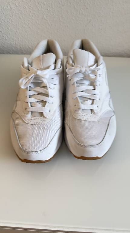 Scarpe da uomo: Schuhe Sneakers Nike Air Max 1 42,5 – Usato da Liestal venduto da phe_8r98 1