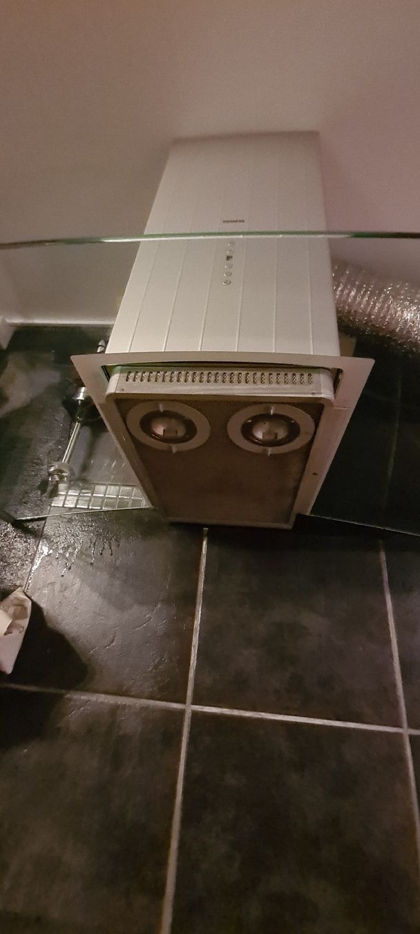 Cappe di aspirazione: hote de ventilation – Usato da Attalens venduto da bouebo10 2