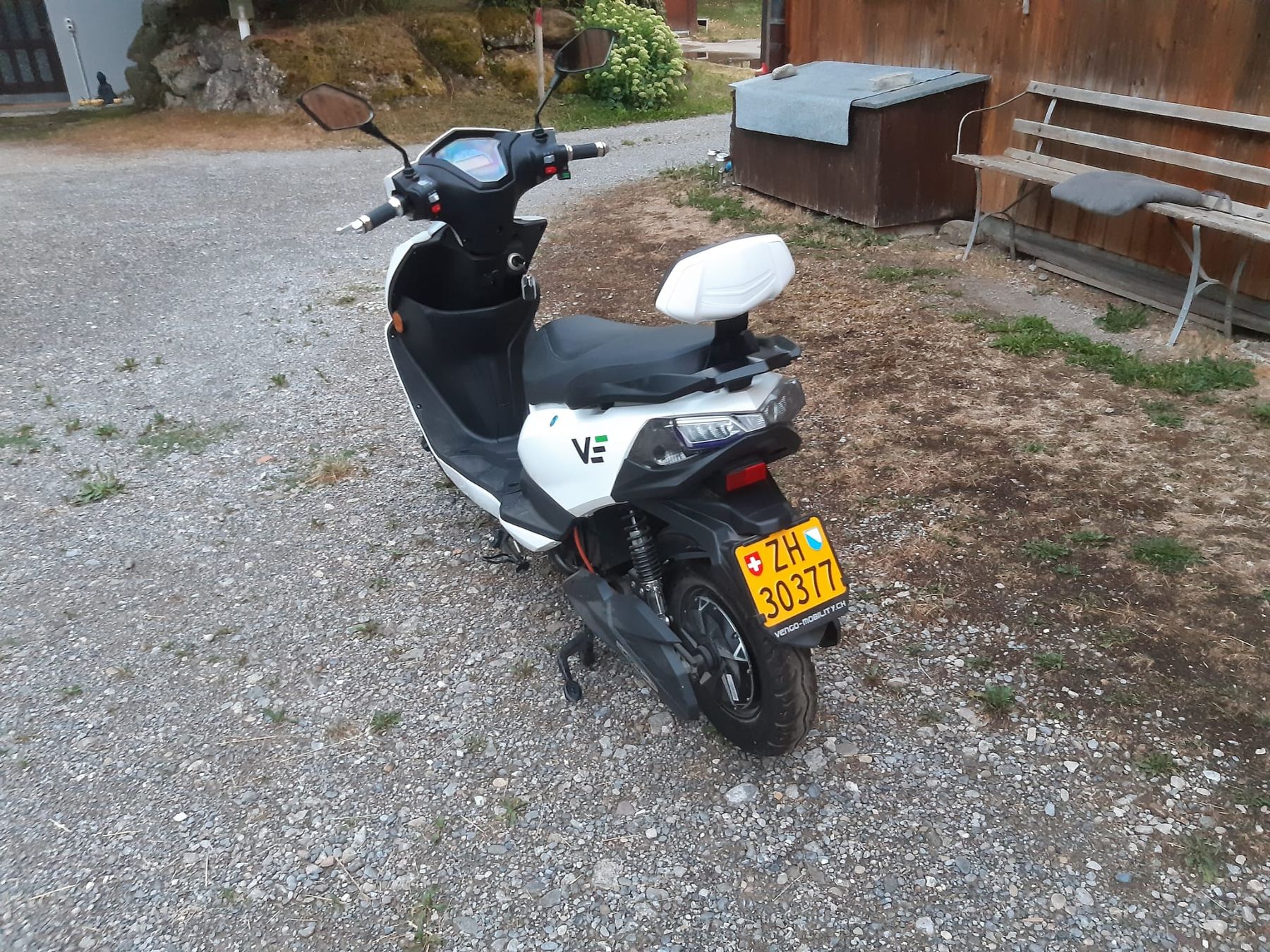 Scooters: Kleinmotorrad Vengo Leo – Gebraucht aus Rumlikon von ladaniva1.9 2