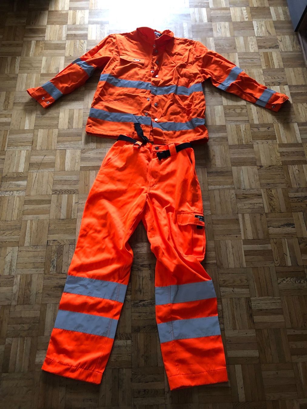 Lotti di vestiti: Arbeitskleidung Set Grösse M orange von Work Chalet – Nuovo (secondo la descrizione) da Mollis venduto da ges_vlm6