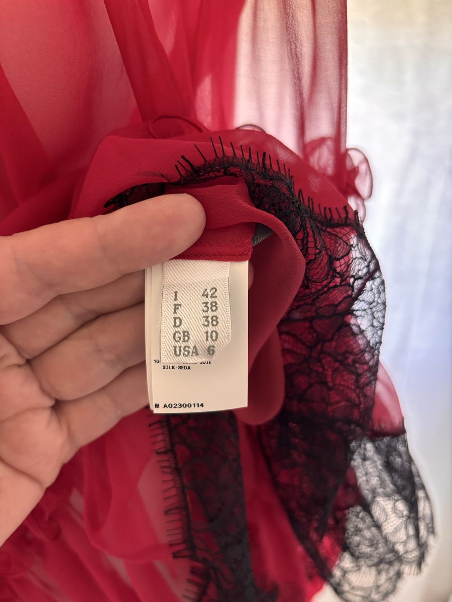 Camicette: Alberta Ferretti Rot Carmen-Bluse mit Spitze, Gr. 38/40 – Nuovo e nell'imballaggio originale da Wangen ZH venduto da tel_gxb5 7