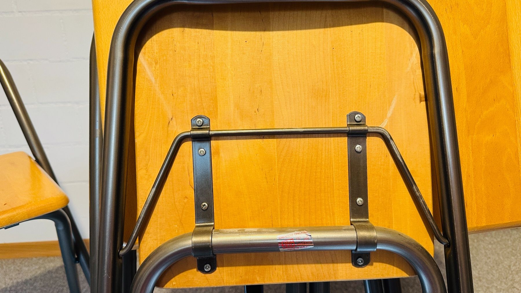 Hocker: 4 Stk. robuste und klappbare Barhocker – Gebraucht aus Rheinsulz von chicokapi 1