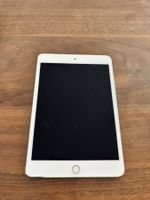 Apple iPad mini 4 – 128 GB – Wi-Fi – Silber + Lederetui