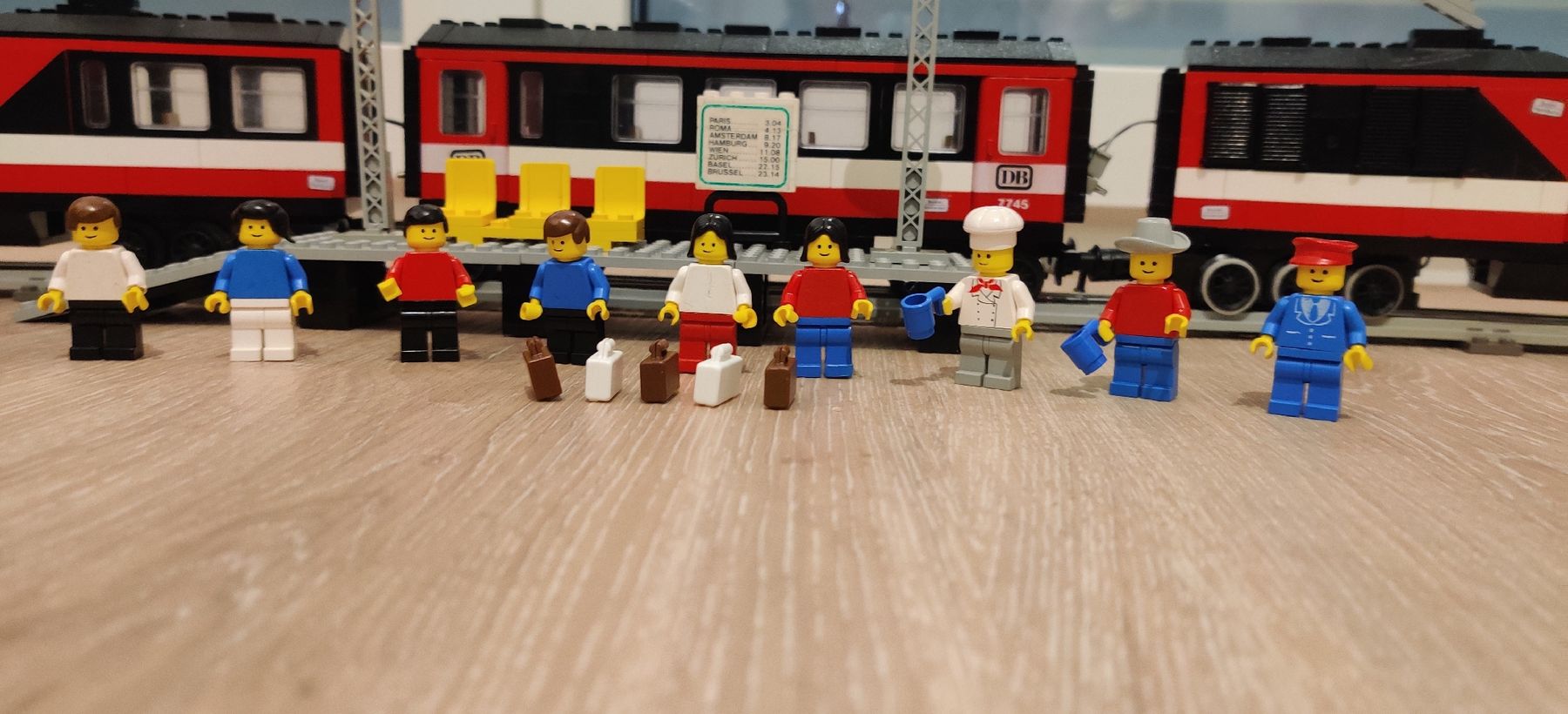 Lego Baukästen: Lego 7745  Eisenbahn 12V / Vintage – Gebraucht aus Erstfeld von Bini-CH 4