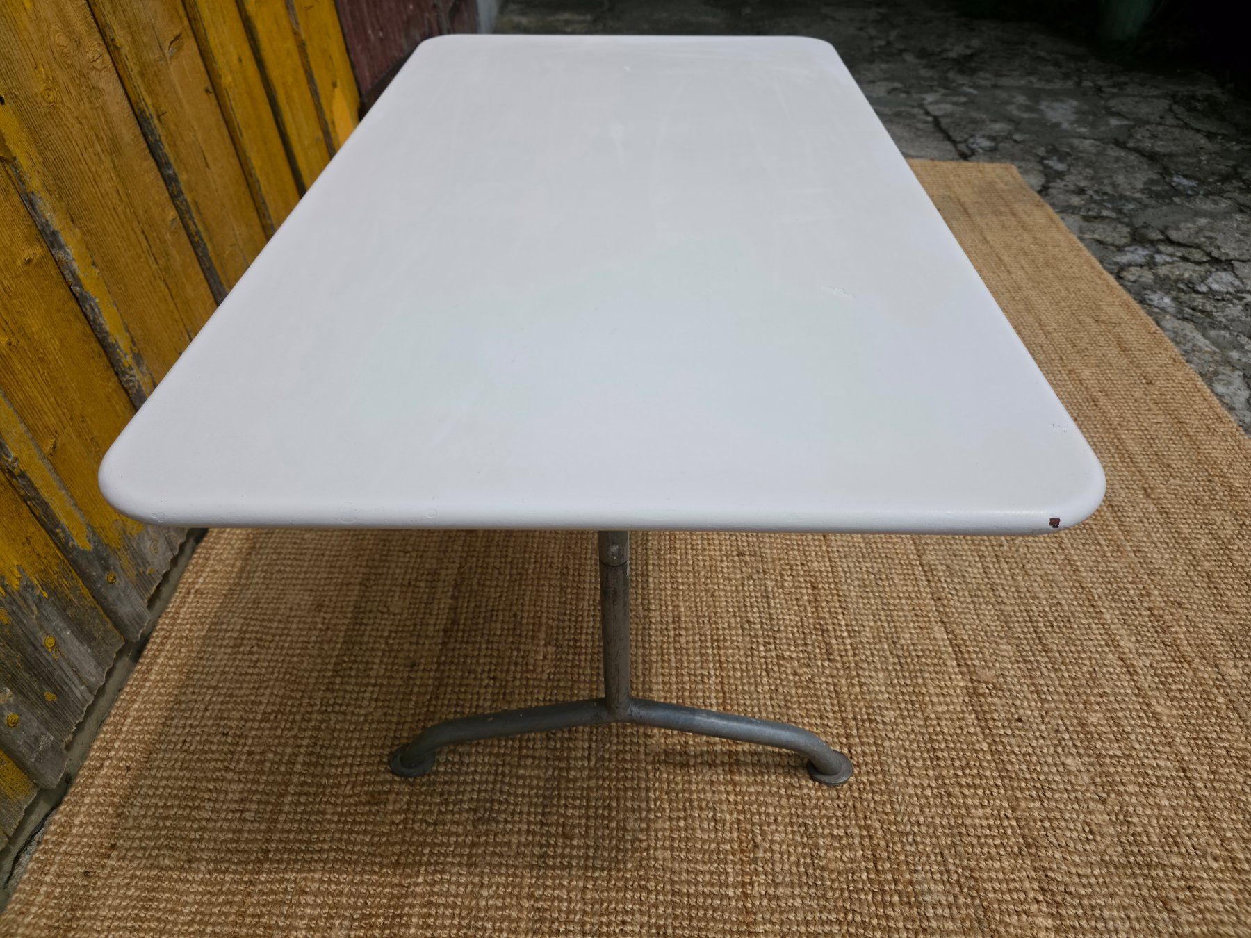 Bigla Tische: Bigla Gartentisch Klapptisch Balkontisch Tisch Blechtisch – Gebraucht aus Haslen AI von Vintagelix 5