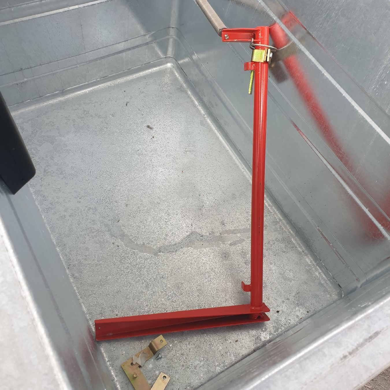 Sonstiges für Büro & Gewerbe: Abfallcontainer mit Deckel und Rollen, Metall,   – Neu (gemäss Beschreibung) aus Wangen SZ von Tob_Locos 5