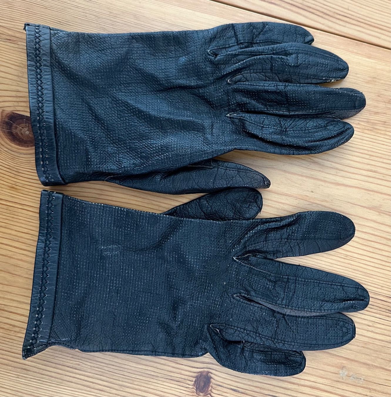 Guanti & manicotti: Dunkelbraune Lederhandschuhe – Usato da Winterthur venduto da jud_xfw6 4