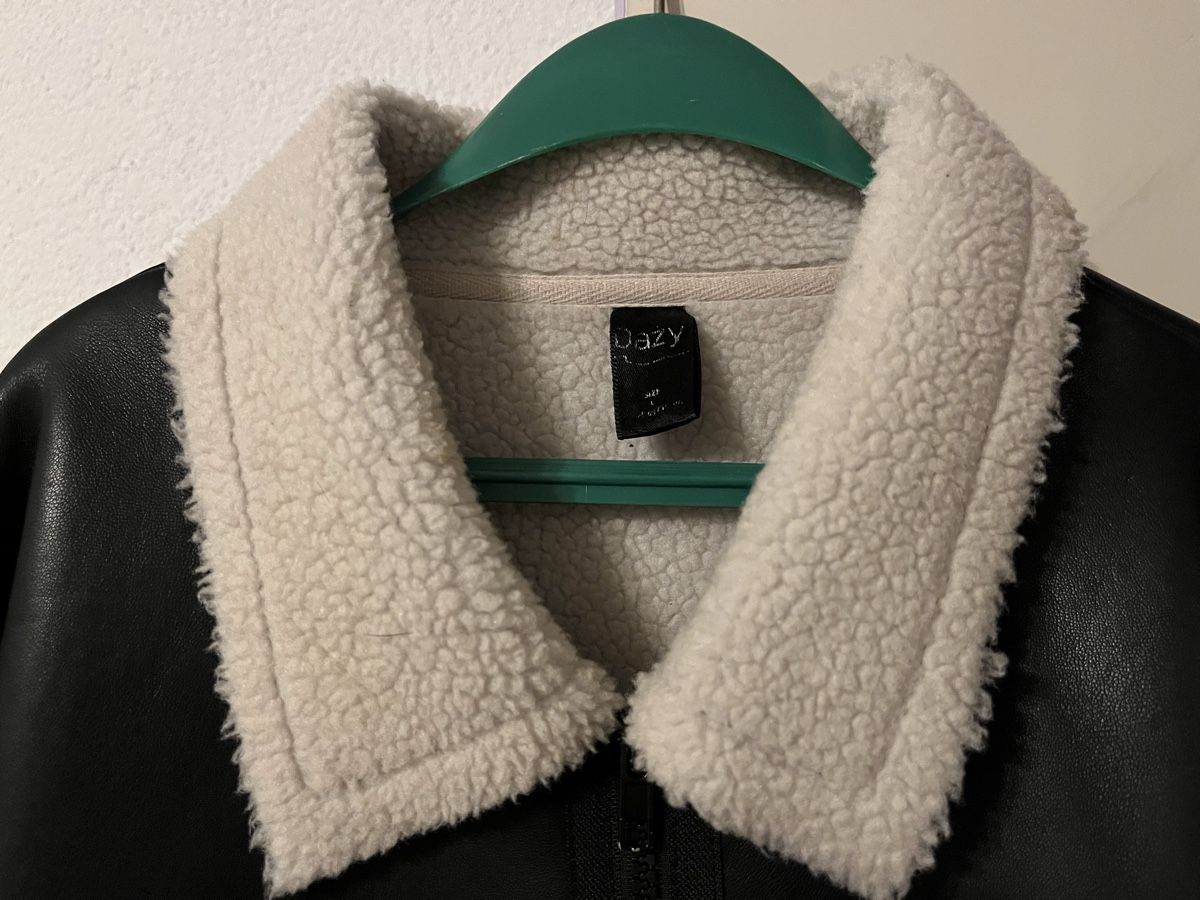 Shein Jacken: Kunst Lederjacke – Gebraucht aus Laufen von oceanwave. 3