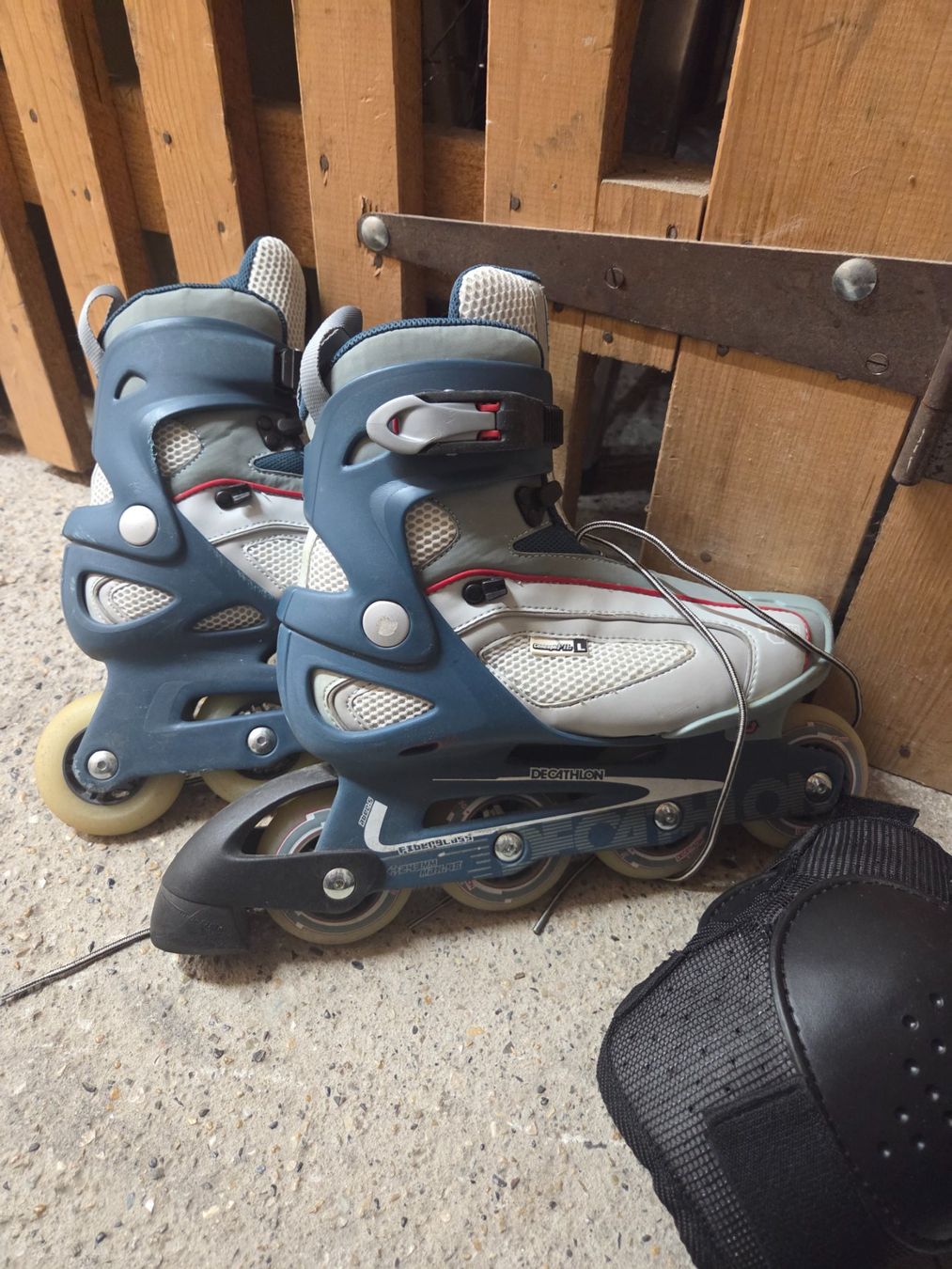 Pattini in linea & Pattini a rotelle: Patins a roulette avec protections – Usato da Yverdon-les-bains venduto da vwg_89 1