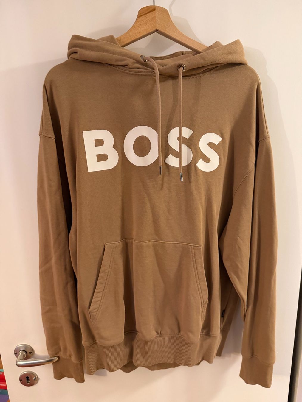 Hugo Boss Maglioni & Felpe: Hugo Boss Pullover mit Kapuze - Grösse M – Usato da Zürich venduto da Y_Neher 2