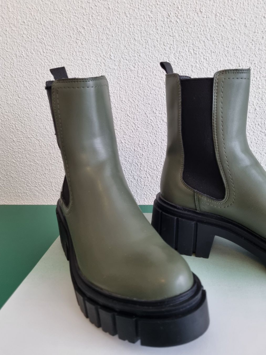 Dosenbach Scarpe da donna: Boots Gr. 37 grün-grau matt – Nuovo (secondo la descrizione) da Zofingen venduto da Felpa 2