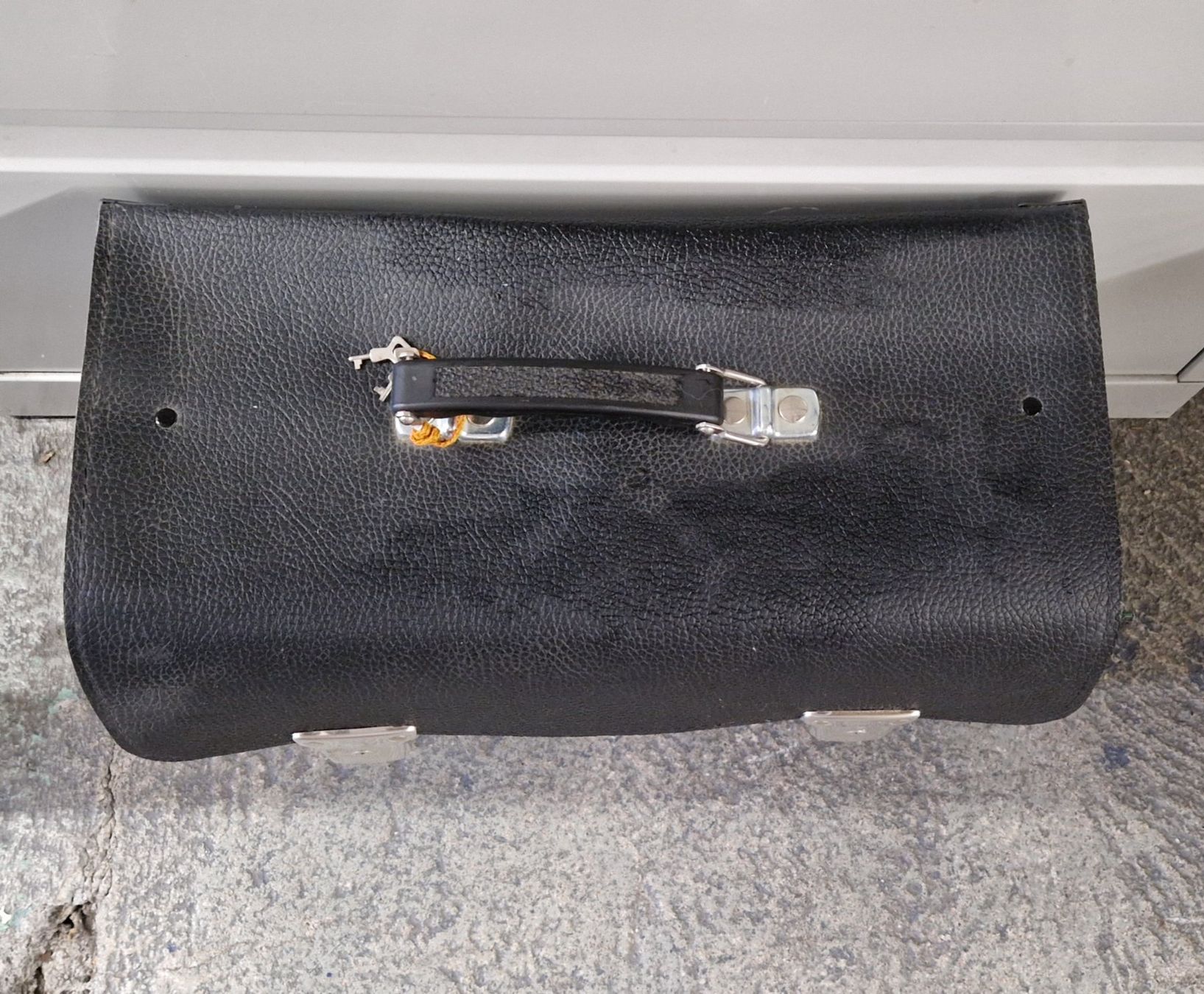 Kit di pronto soccorso: SANITÄTSKOFFER – Usato da Bilten venduto da Mic2022 1