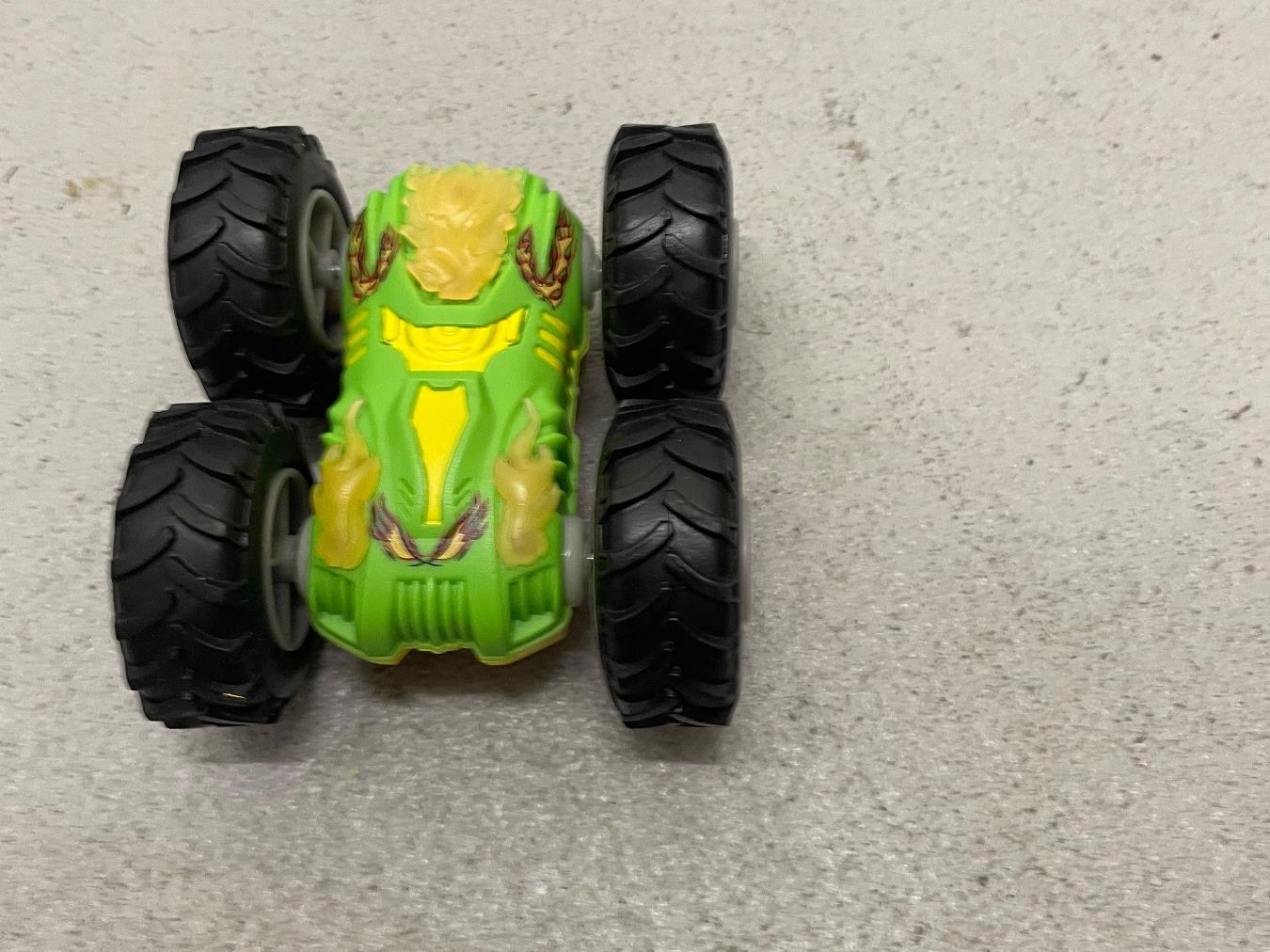 Jouets: Diverse Autos und  Monstertrucks – D'occasion à Baar par Chrila3 2