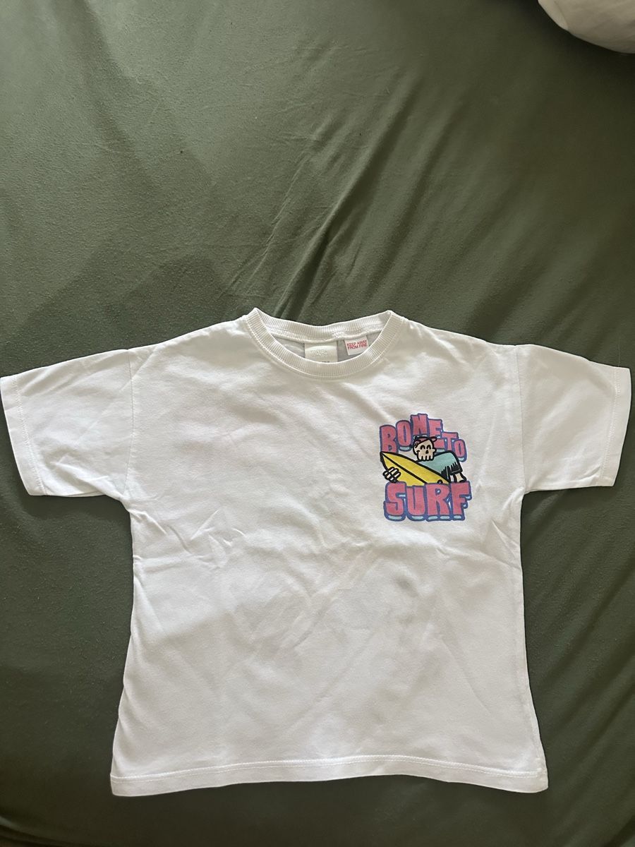 Zara Camicie, T-shirt & Polo: T-shirt Zara surf  – Usato da Carouge GE venduto da Leeleelee2