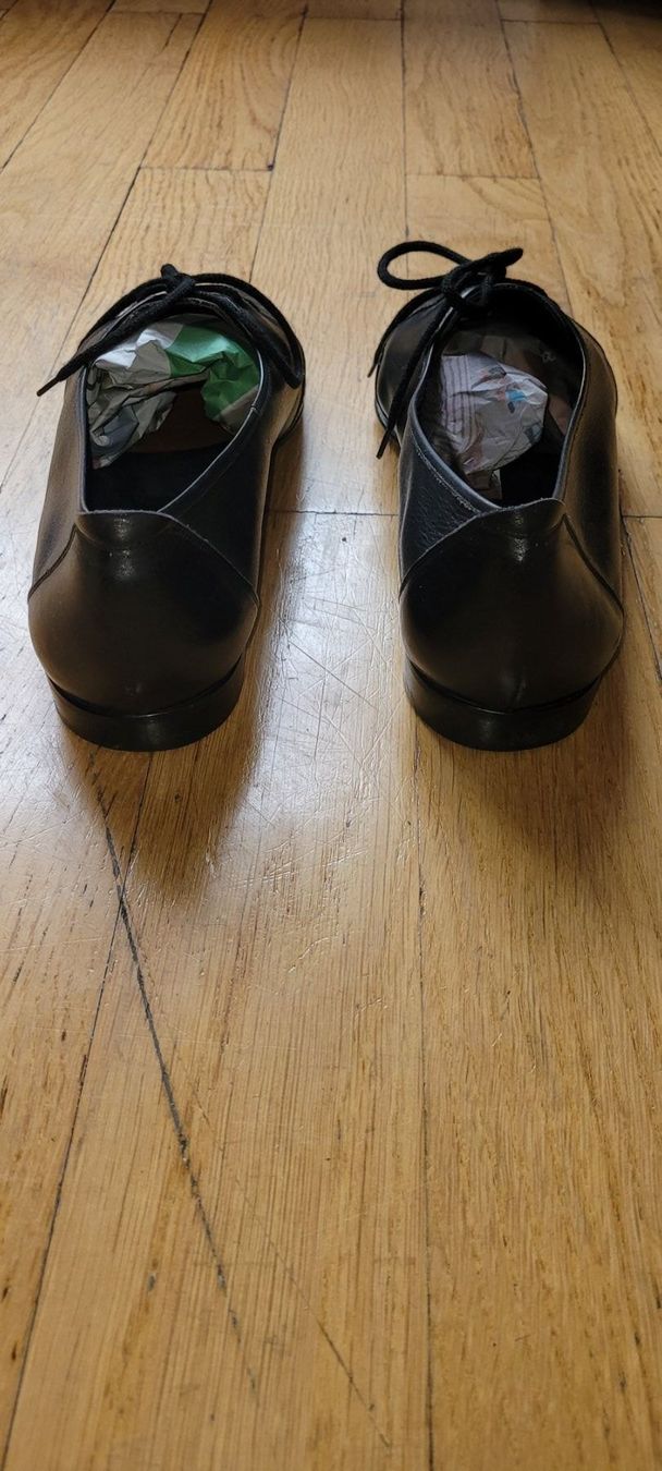 Scarpe da uomo: Mc Kay Schuhe Gr.41.5 – Usato da Basel venduto da Da-vid3 1