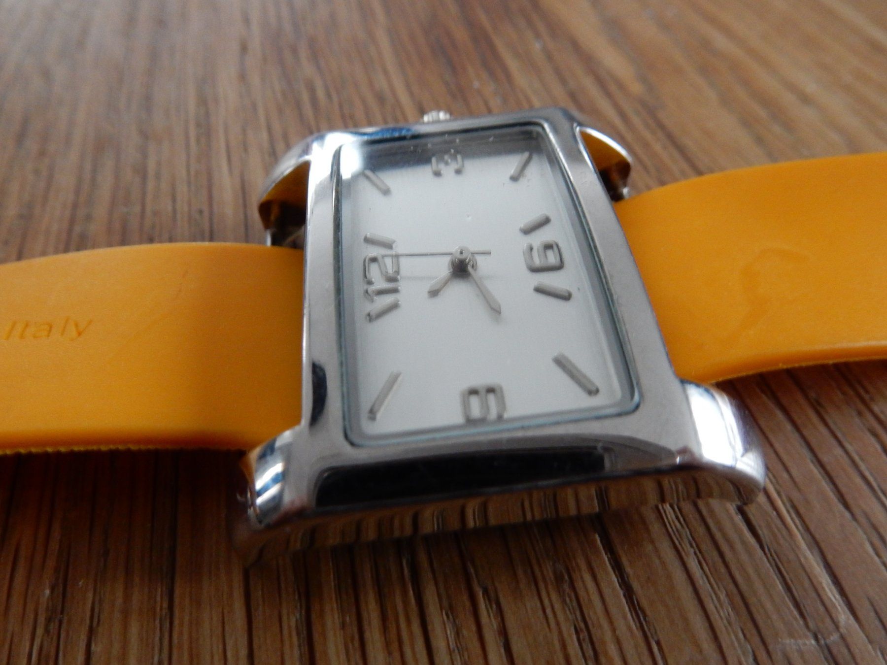 Orologi: Damen Uhr – Usato da Balsthal venduto da Subaru11 2