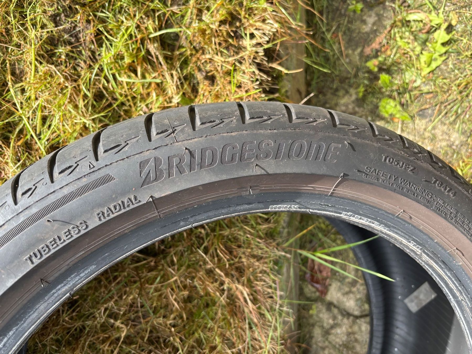 Pneumatici & Ruote complete: Pneu 225/40 R18 Bridgestone – Usato da Ebikon venduto da othavio 1
