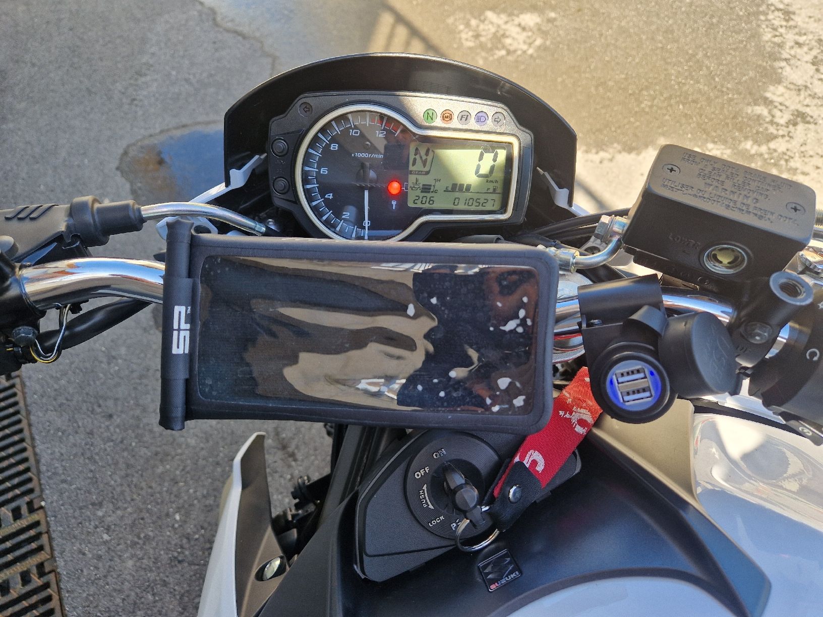Strada: Suzuki GSR 750 - ABS – Usato da Bad Ragaz venduto da A_B_C_D 6