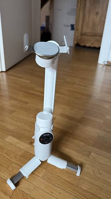 Insta360 Staffe: Insta360 Flow - Phone Gimbal – Nuovo (secondo la descrizione) da Buchs SG venduto da muldav5