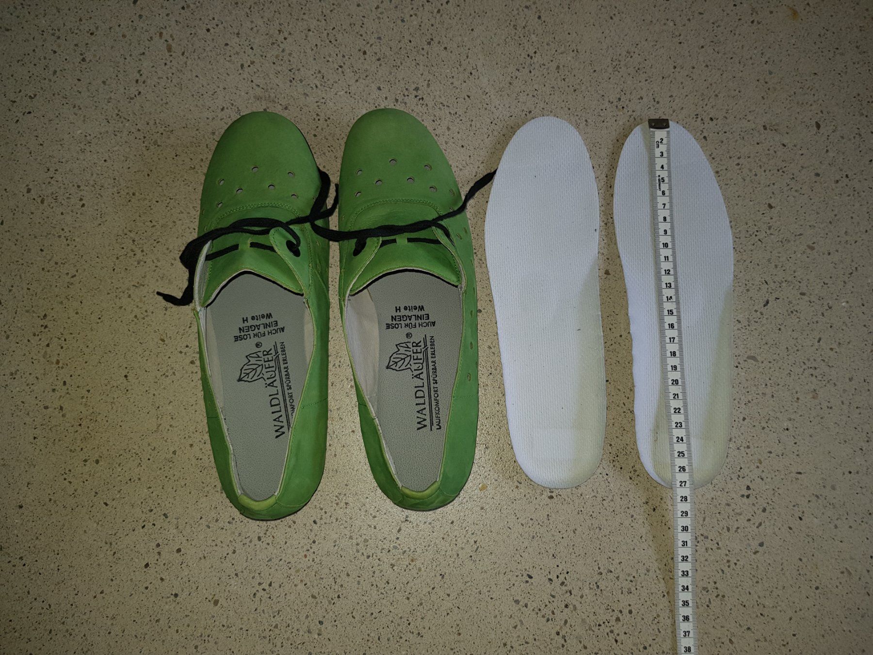 Scarpe da donna: Waldläufer Damenschuh Grösse 40.5 – Usato da Basel venduto da chien008 4