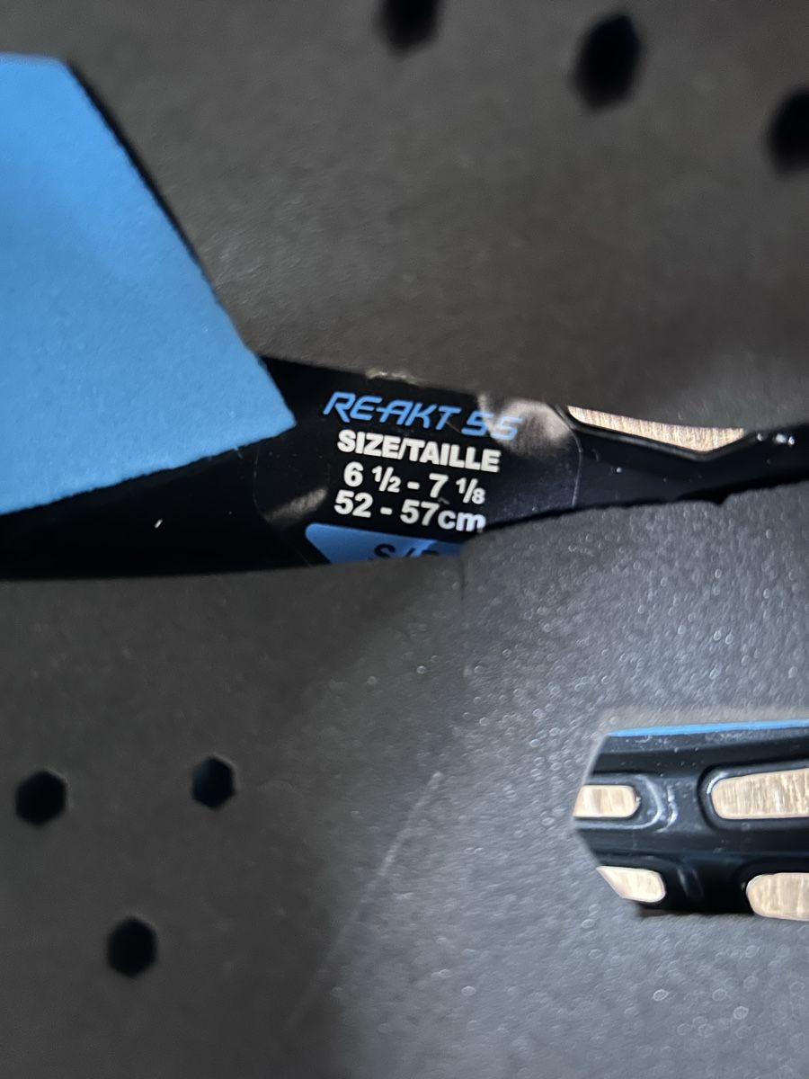 Bauer Casques: Bauer Eishockeyhelm 52 - 57 cm – D'occasion à Uerikon par balnico 3