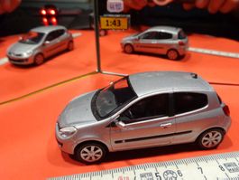 Renault Clio 2005  1:43 (ohne Box) Eligor   >  (H12)