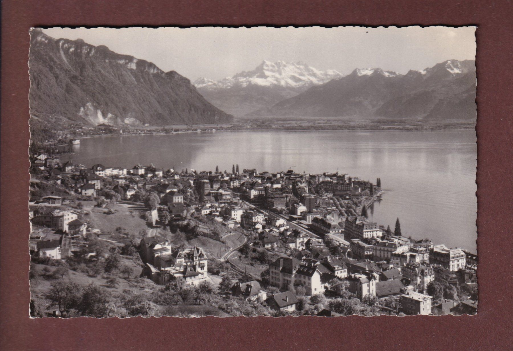 Cartoline postali: MONTREUX - Dents du Midi - 1958 – Usato da Pully venduto da nicecards