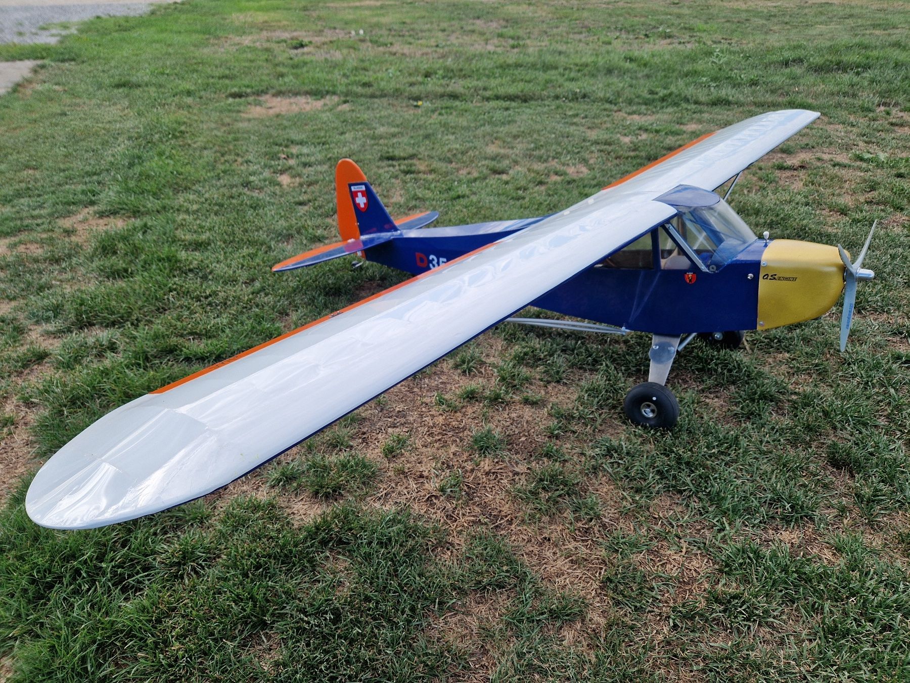 Modellismo RC: Modellflugzeug Piper Cup – Usato da Fräschels venduto da fascination12 1