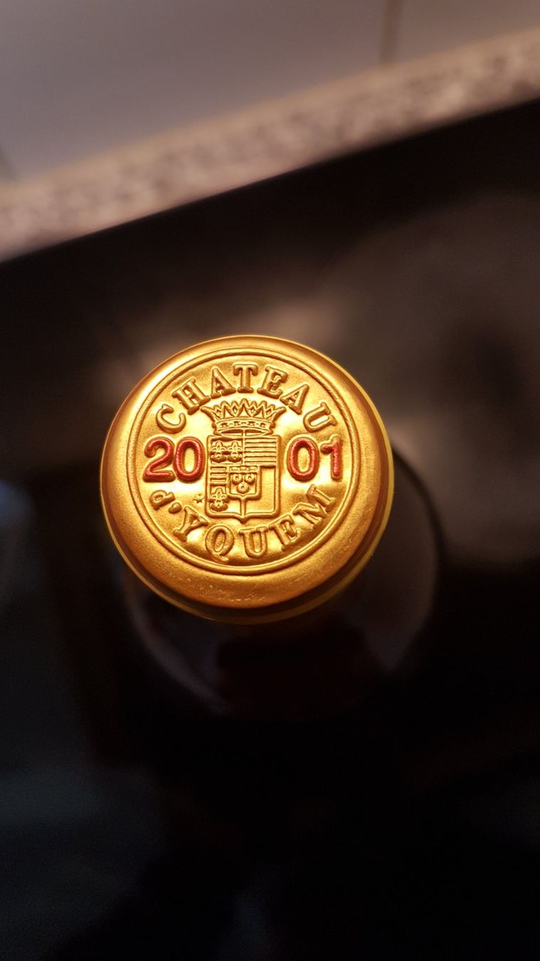 Yquem Vino: Château d'Yquem  2001    75 cl. – Nuovo (secondo la descrizione) da Grenchen venduto da poggione 6