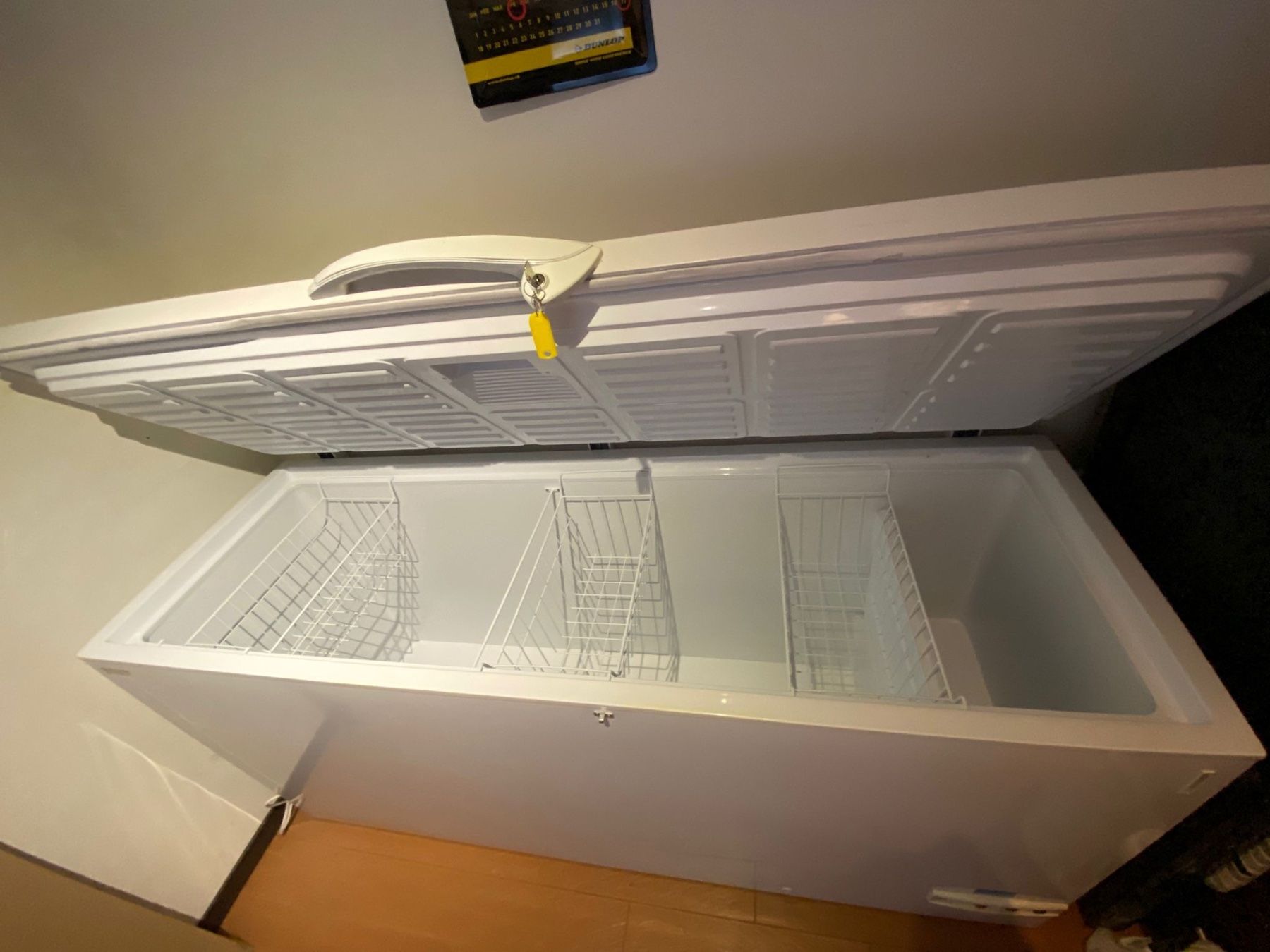 Gefrierschrank: Tiefkühltruhe – Neu (gemäss Beschreibung) aus Stalden VS von ile_ld6t 1
