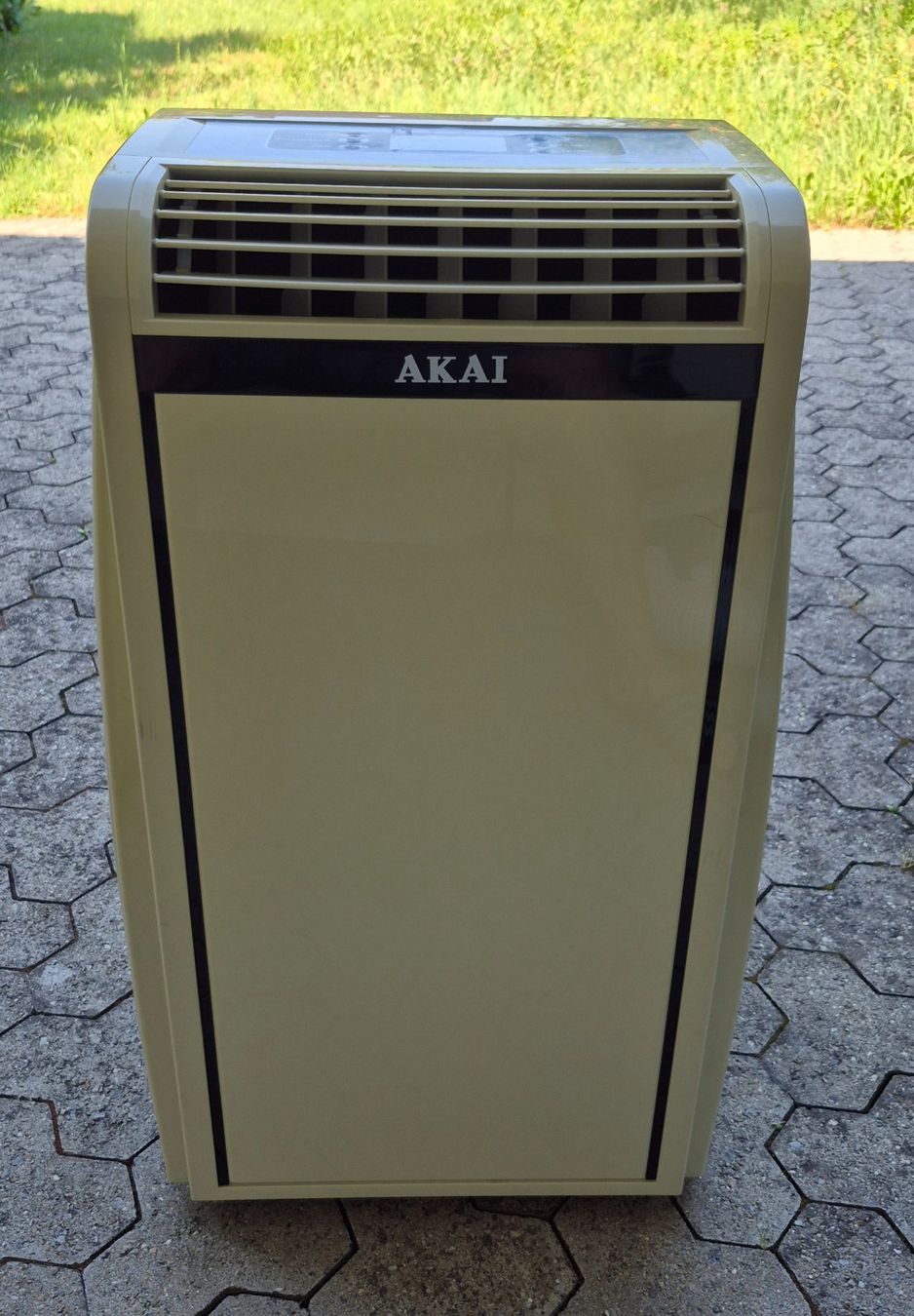 Condizionatori: AKAI Klimaanlage – Usato da Gränichen venduto da Sira020