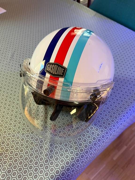 Helme & Visiere: Casque moto – Gebraucht aus Plan-les-Ouates von soukakuos