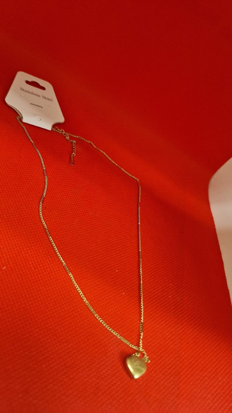 Catenine: Halskette mit Herzanhänger - Süsses Geschenk! – Nuovo e nell'imballaggio originale da Herisau venduto da Antiques.AR 2