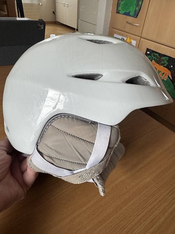 Casques: Skihelm Giro weiss – D'occasion à Balterswil par Flex76