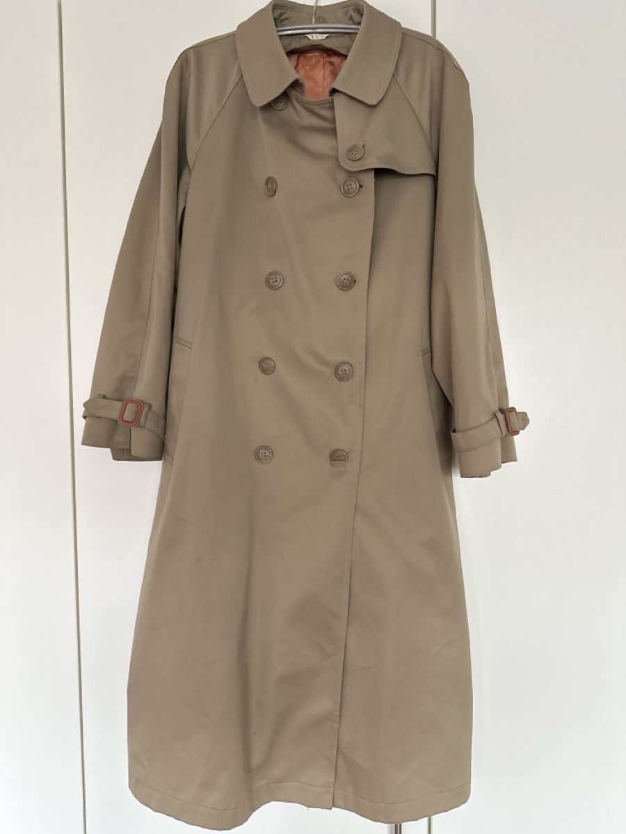 Cappotti: Evan-Picone Trench Coat. Beige, Size Medium – Usato da Binningen venduto da can_s2yh