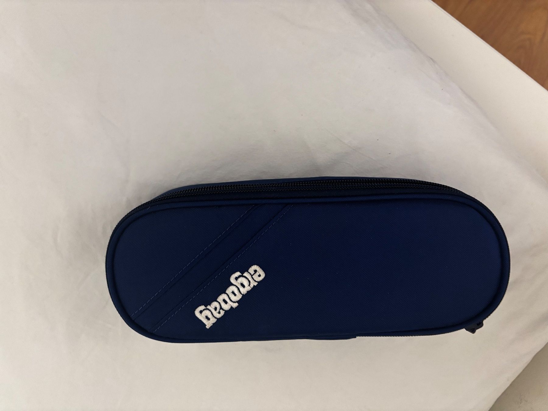 Ergobag Zaini: Ergonomie-Schulrucksack SET von Ergobag, Navy, mit Mängeln – Usato da Zollikon venduto da raffacelli 4
