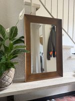 Holz Spiegel, Vintage Look, ideal für Gang oder Bad!