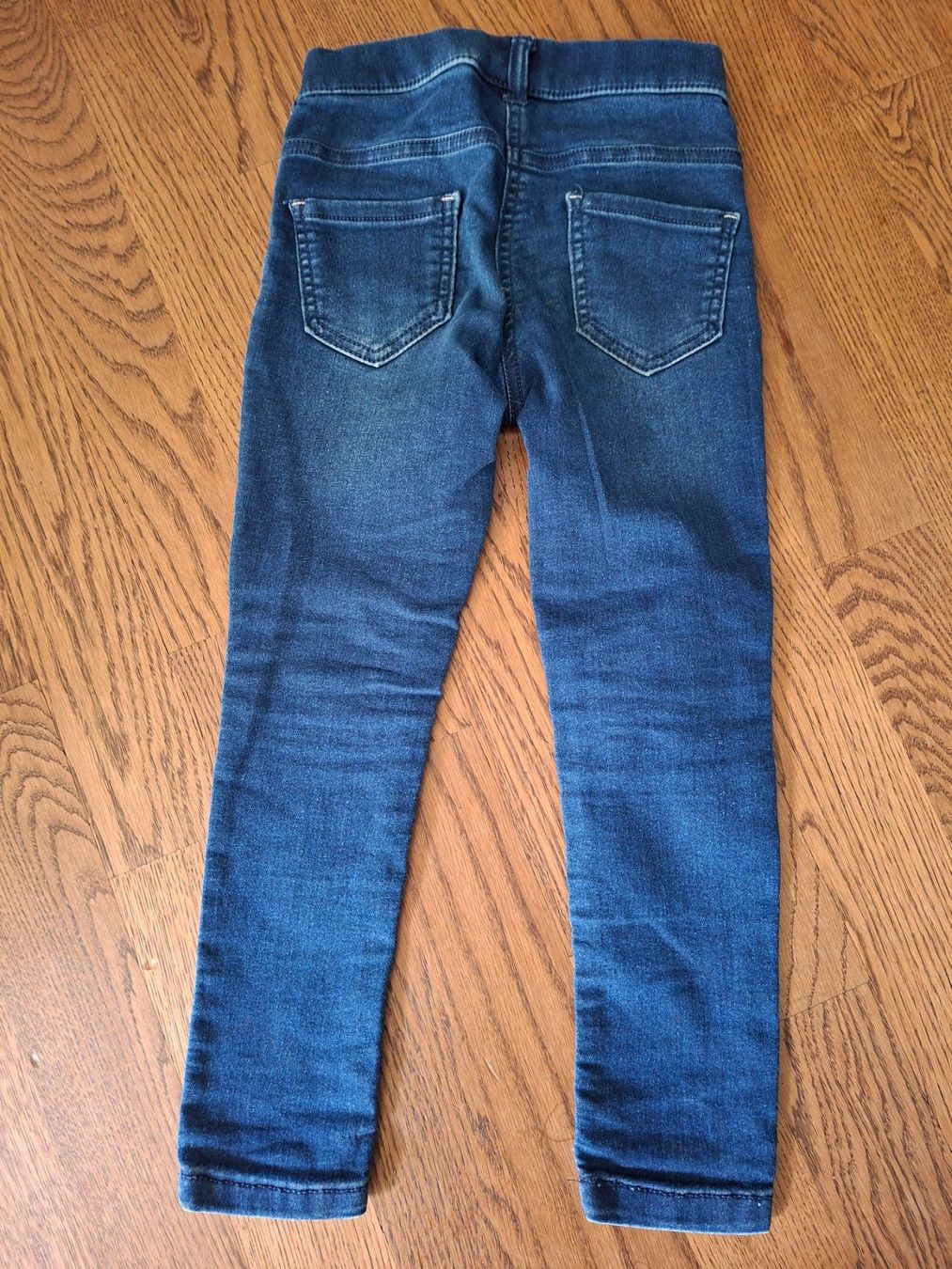 C&A Pantaloni: Jeans mit Blumenmuster Gr. 116 – Usato da Hirzel venduto da larissagschwend 1