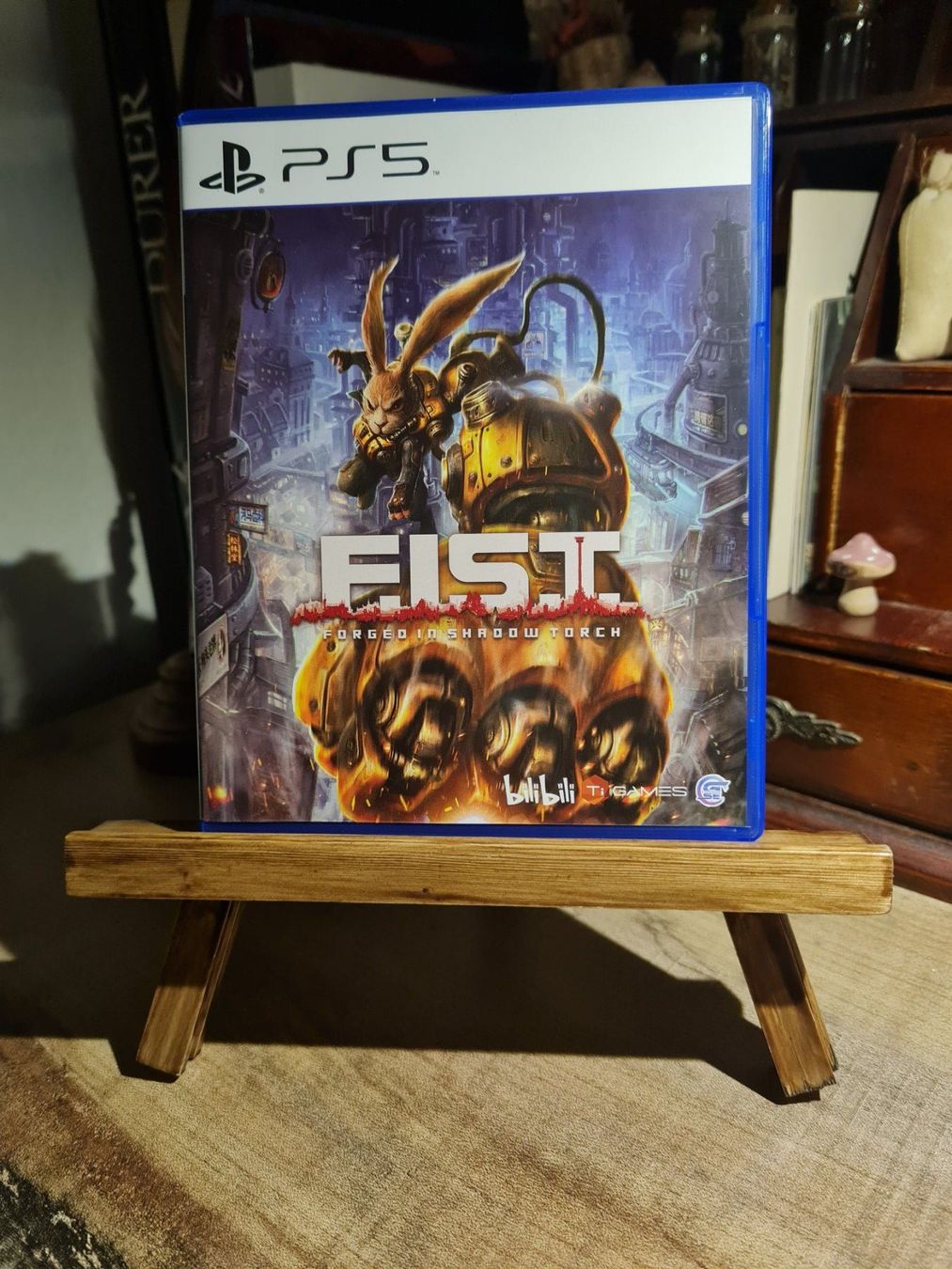 Giochi: F.I.S.T. – Usato da Pratteln venduto da lookatherizinosaurus