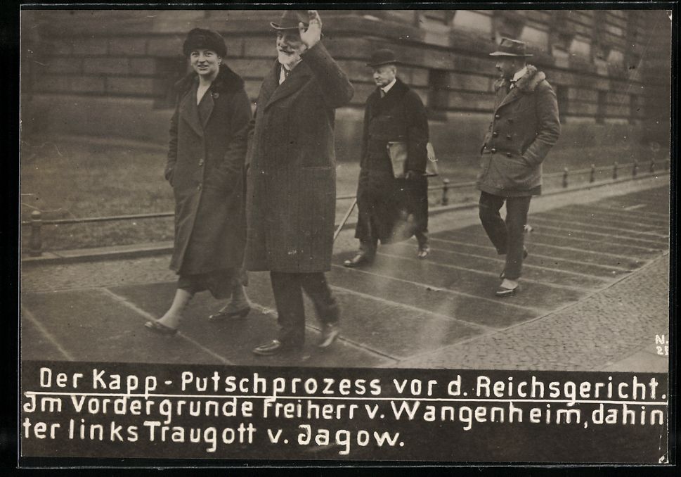 Fotografie & Manifesti: Fotografie Kapp-Putsch, Freiherr von Wan – Usato da Berlin venduto da bartko-reher