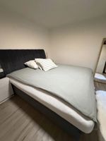Bett mit Stauraum dunkelgrau 180x200cm guter Zustand